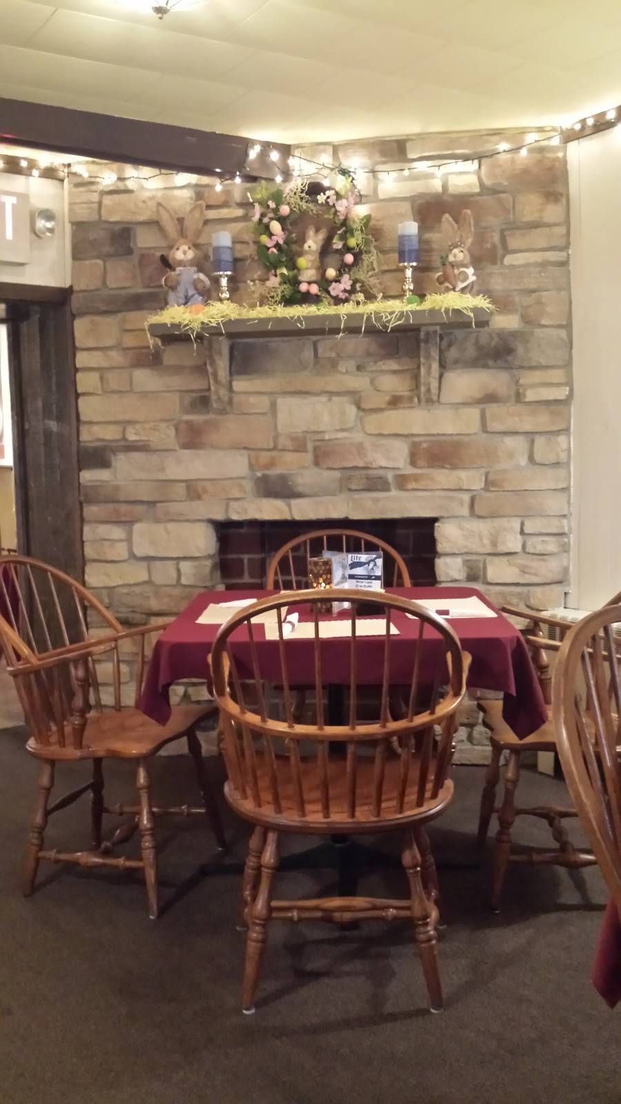 Greshville Inn | restaurant | 1013 Reading Ave, Boyertown, PA 19512, USA | 6103676994 OR +1 610-367-6994