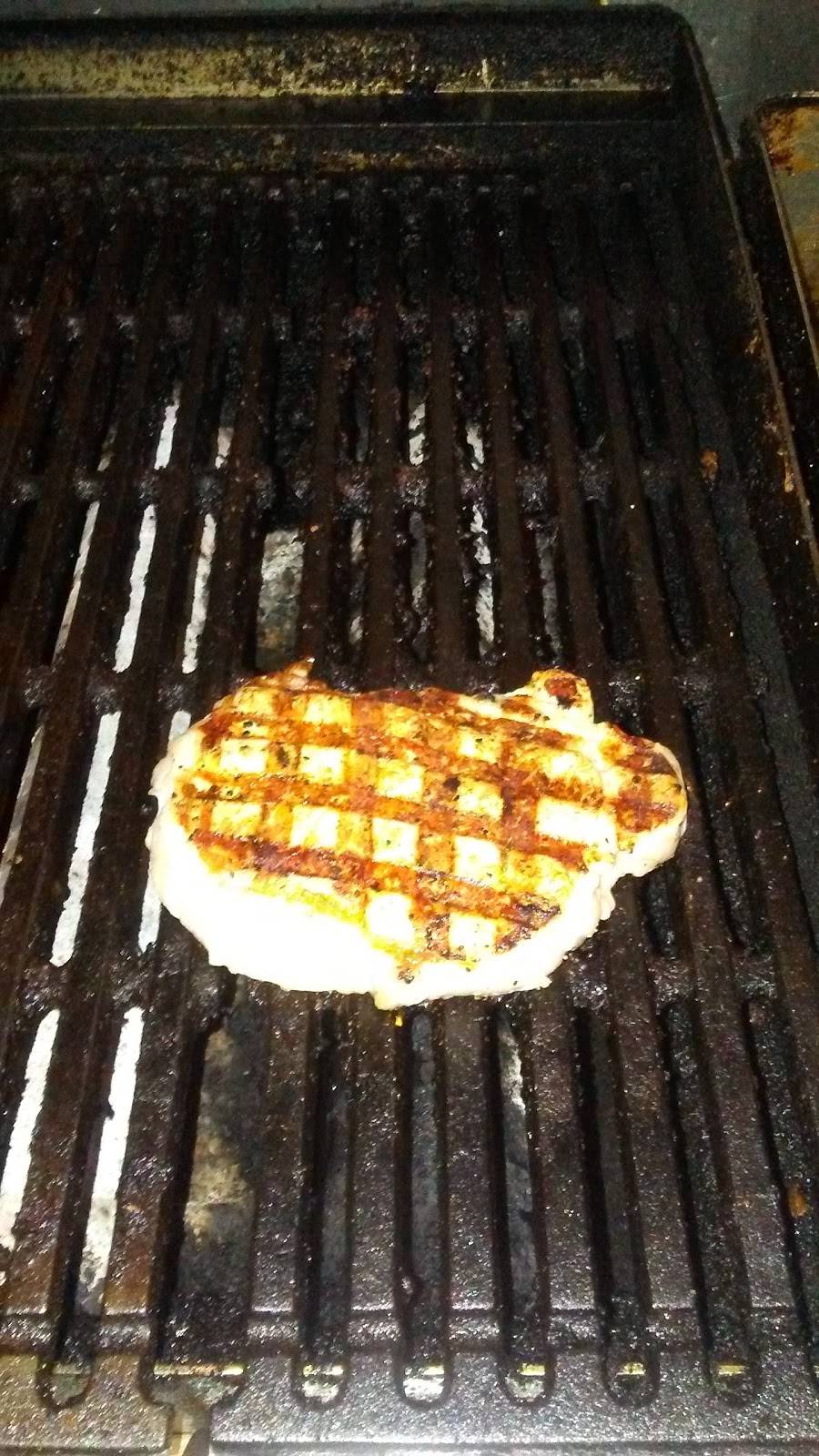 Booties Main Tap | restaurant | 411 Main St, Pecatonica, IL 61063, USA | 8152392126 OR +1 815-239-2126