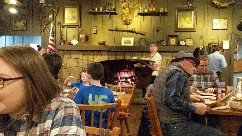 Cracker Barrel Old Country Store | restaurant | 3 Cracker Barrel Dr, Barboursville, WV 25504, USA | 3047333450 OR +1 304-733-3450