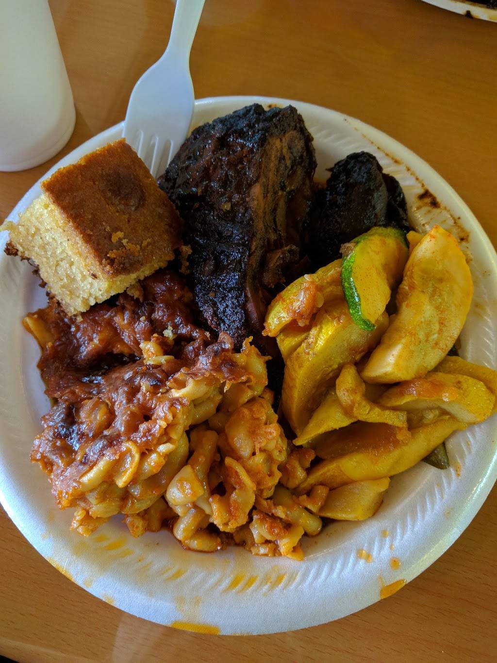 Kellys Jamaican Foods | restaurant | 1583 S Lumpkin St, Athens, GA 30605, USA | 7062080000 OR +1 706-208-0000