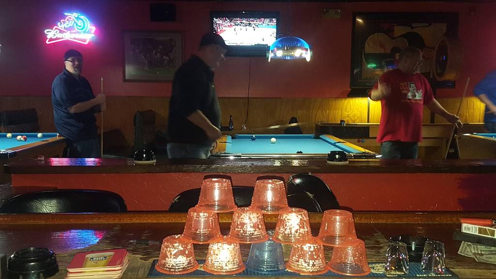 Lumpys Bar & Grill | night club | 1505 E 151st St, Olathe, KS 66062, USA | 9137826302 OR +1 913-782-6302