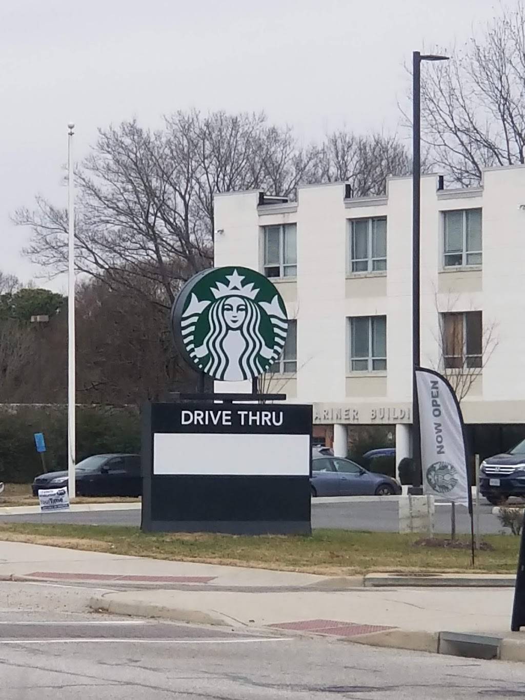 Starbucks | cafe | 12386 Warwick Blvd, Newport News, VA 23606, USA | 7575941331 OR +1 757-594-1331