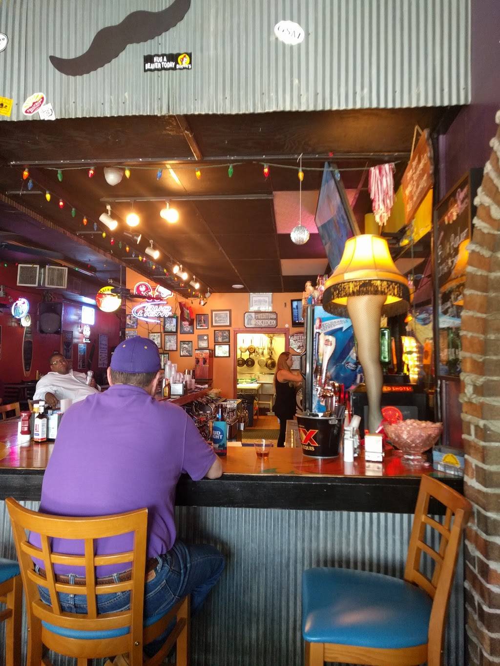 Furniture Factory Bar & Grill | restaurant | 619 Meridian St N #200, Huntsville, AL 35801, USA | 2565398001 OR +1 256-539-8001