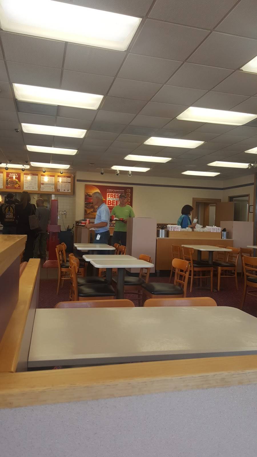 Wendys | restaurant | 1610 Northland Blvd, Fort Wayne, IN 46825, USA | 2604900248 OR +1 260-490-0248