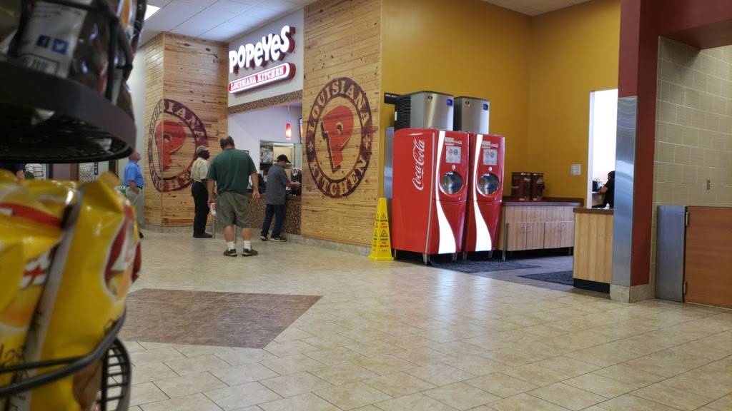 Popeyes Louisiana Kitchen | restaurant | 2440 Raphine Rd, Raphine, VA 24472, USA | 5403774173 OR +1 540-377-4173