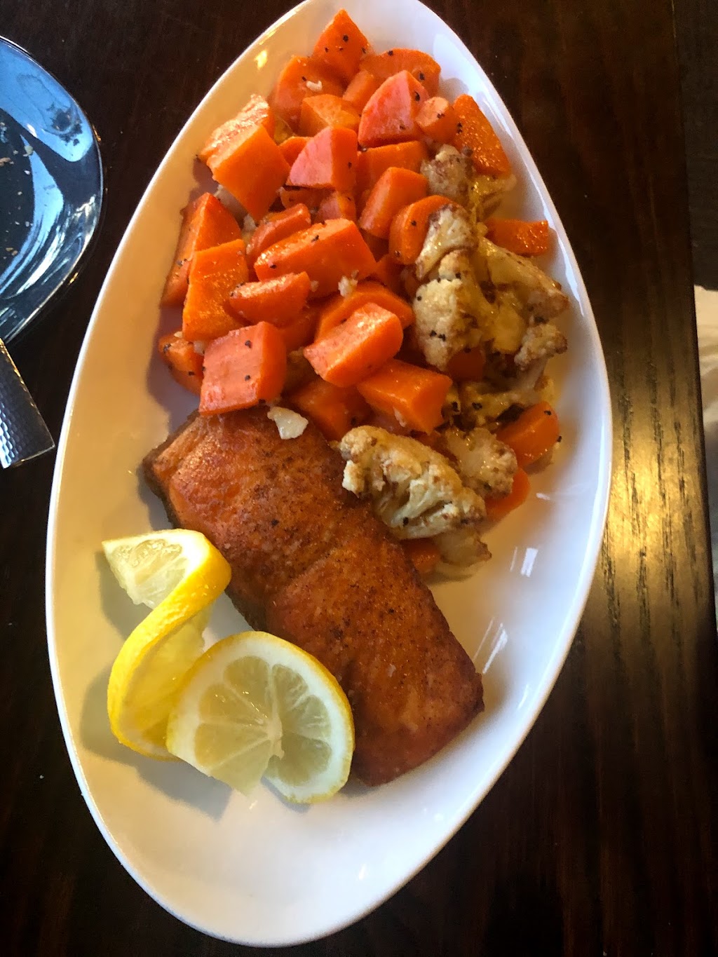 Sunset Restaurant | restaurant | 27 Scenic Dr, Trinidad, CA 95570, USA | 7078252770 OR +1 707-825-2770