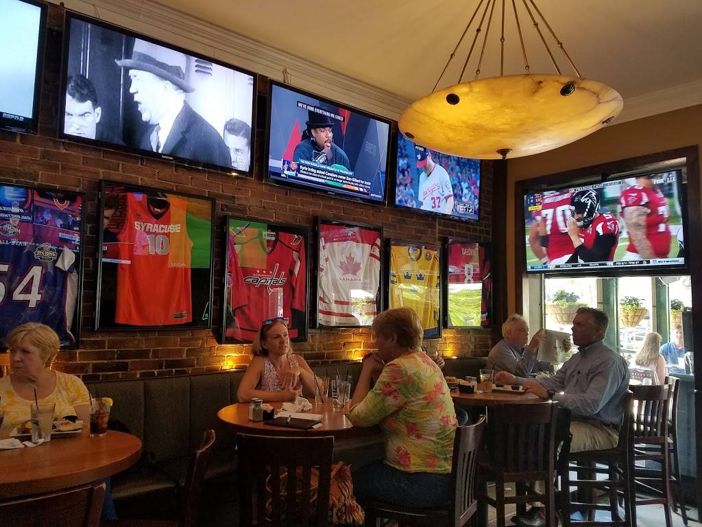 Penn Quarter Sports Tavern | restaurant | 639 Indiana Ave NW, Washington, DC 20004, USA | 2023476666 OR +1 202-347-6666