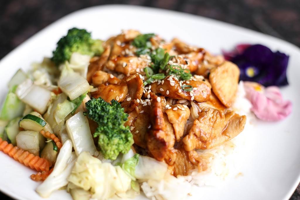 Ryuu Asian BBQ | restaurant | 2766 N Milwaukee Ave, Chicago, IL 60647, USA | 7736611919 OR +1 773-661-1919