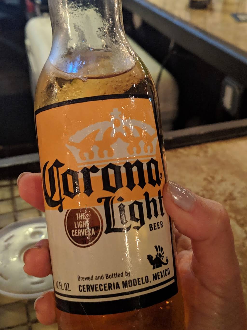 Flossies Bar & Grill | restaurant | 3985 Ravenswood Rd, Fort Lauderdale, FL 33312, USA | 9545839656 OR +1 954-583-9656