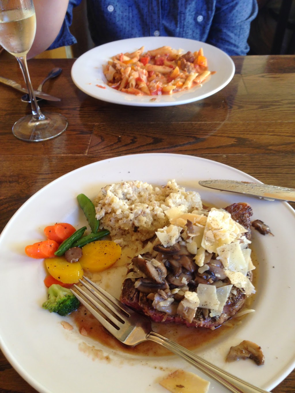 La Pomodori Ristorante | restaurant | 1415 7th St, Florence, OR 97439, USA | 5419022525 OR +1 541-902-2525