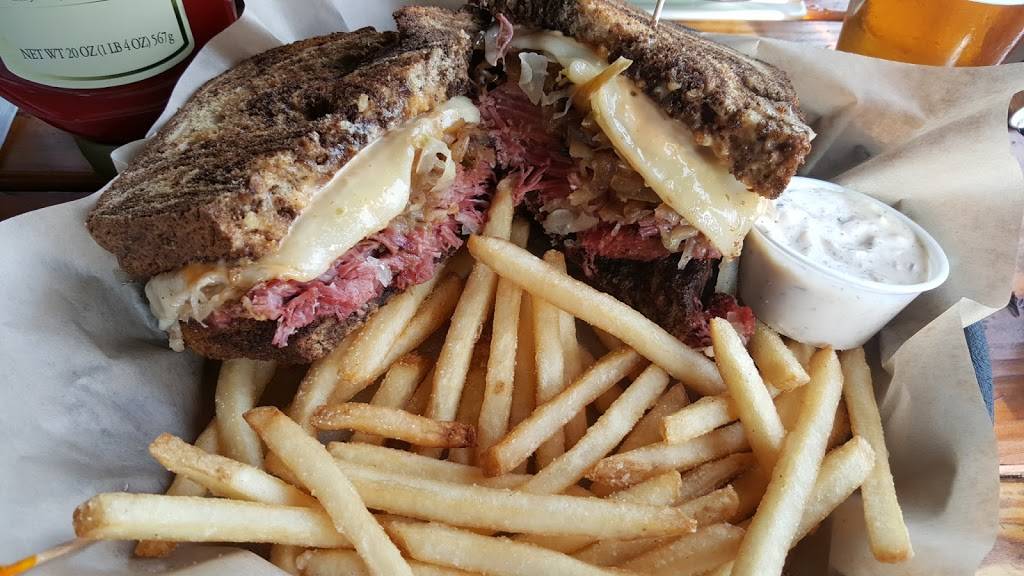 Rockaway Bar & Grill | restaurant | 326 NE Camano Dr, Camano, WA 98282, USA | 3609268920 OR +1 360-926-8920