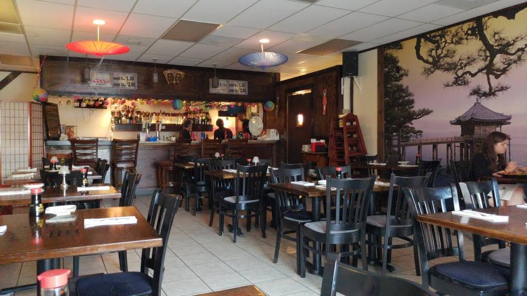 Izakaya Japanese Food & Sushi | restaurant | 17928 Forest Rd, Forest, VA 24551, USA | 4344551577 OR +1 434-455-1577