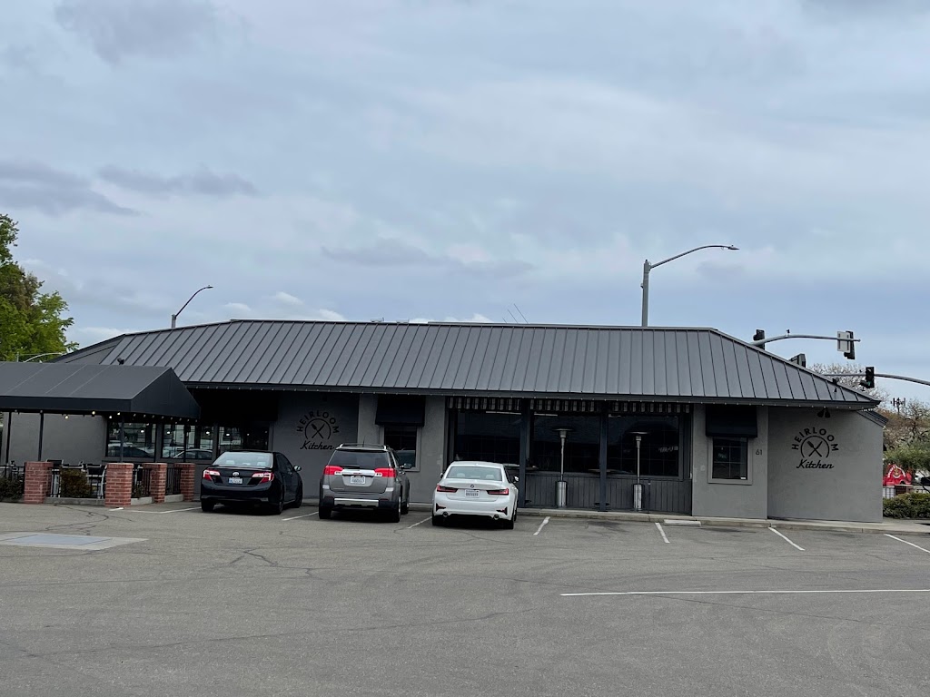 Heirloom Kitchen | restaurant | 61 Lincoln Center, Stockton, CA 95207, USA | 2094779513 OR +1 209-477-9513
