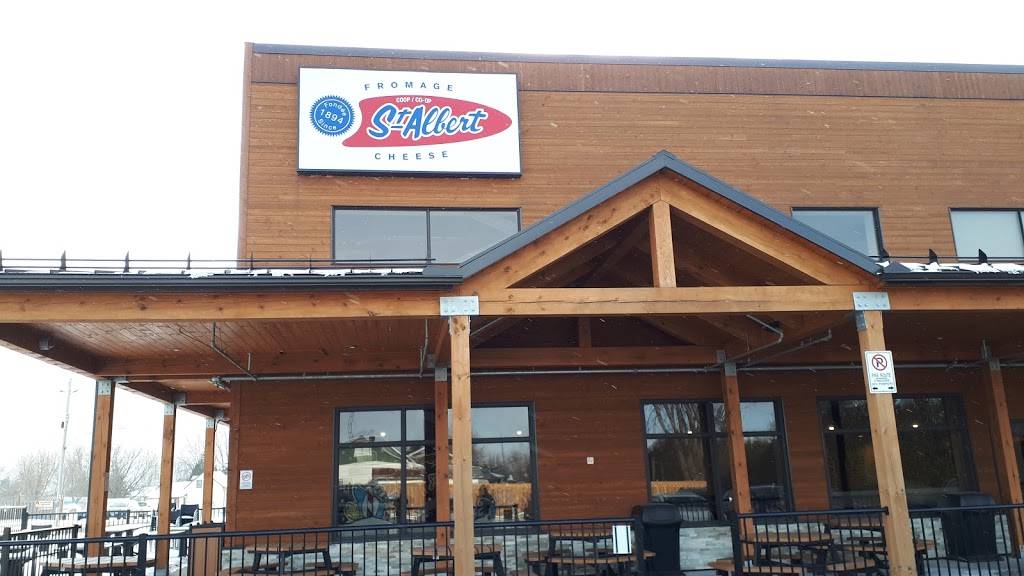 St. Albert Cheese Factory | restaurant | 150 St Paul St, St-Albert, ON K0A 3C0, Canada | 6139872806 OR +1 613-987-2806