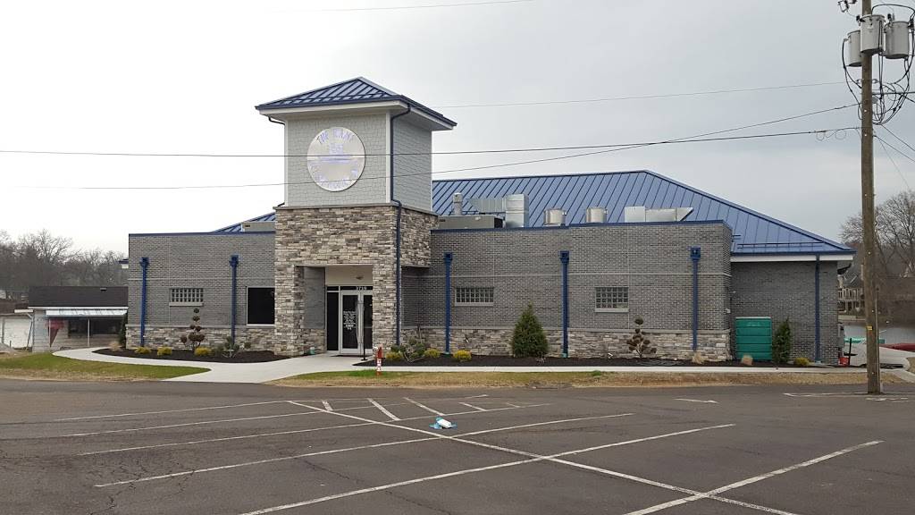 The Ramp | restaurant | 3719 S Main St, Akron, OH 44319, USA | 2346786370 OR +1 234-678-6370