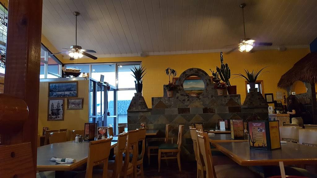 Fiesta Mexican Restaurant | restaurant | 117 County St, Somerset, MA 02726, USA | 5086729356 OR +1 508-672-9356