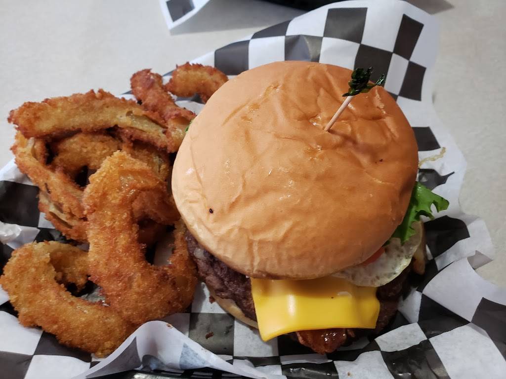 Hometown Grill and Buffet | restaurant | 30 Sangers Ln, Staunton, VA 24401, USA | 5408852200 OR +1 540-885-2200