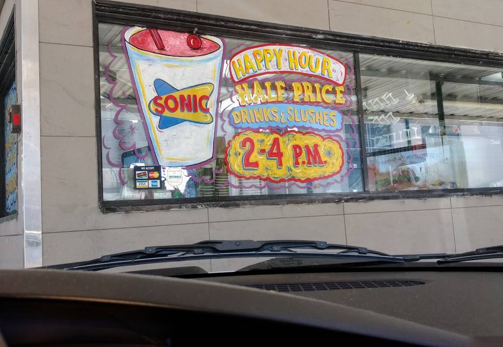 Sonic Drive-In | restaurant | 707 E Main St, Allen, TX 75002, USA | 9727274218 OR +1 972-727-4218