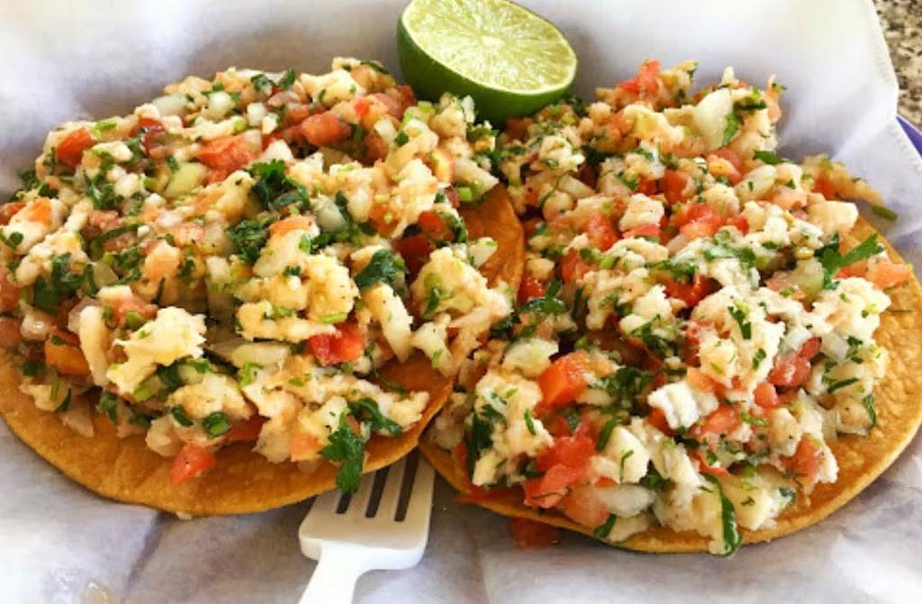 Taqueria Los Pericos | restaurant | 101 Pelton Center, San Leandro, CA 94577, USA | 5103527667 OR +1 510-352-7667