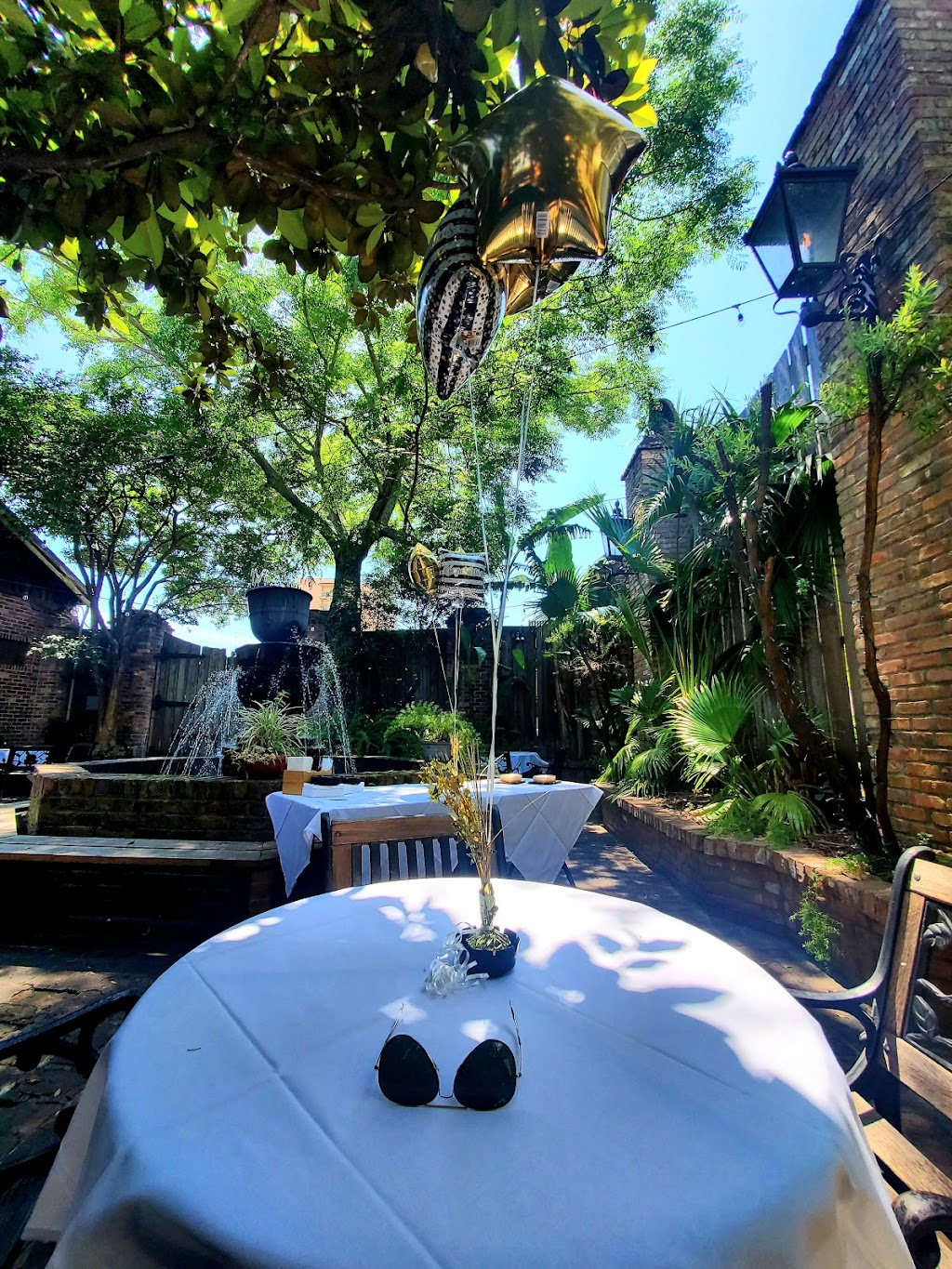 Seville Quarter | restaurant | 130 E Government St, Pensacola, FL 32502, USA | 8504346211 OR +1 850-434-6211