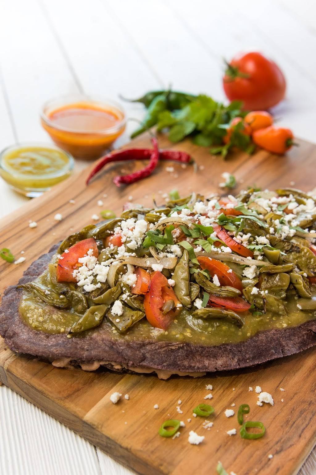 La Hechizera Tortas Jefferson | restaurant | 1001 W Jefferson Blvd, Dallas, TX 75208, USA | 2149462313 OR +1 214-946-2313