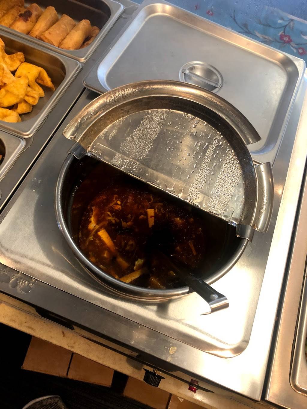 Lucky Chinese Express | restaurant | 270 Commercial St, Portola, CA 96122, USA | 5308326351 OR +1 530-832-6351