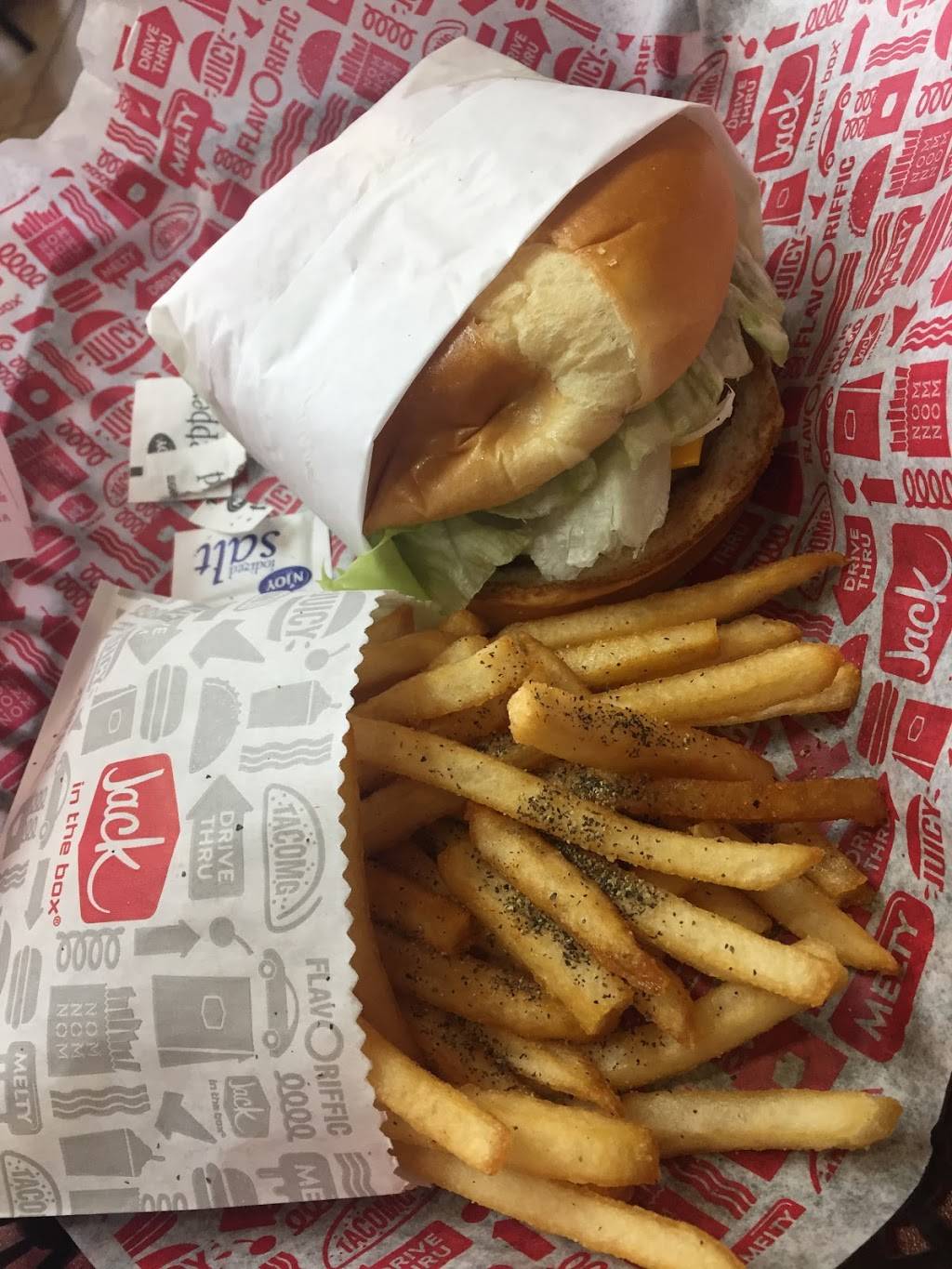 Jack in the Box | restaurant | 19322 Roscoe Blvd, Northridge, CA 91324, USA | 8188858149 OR +1 818-885-8149