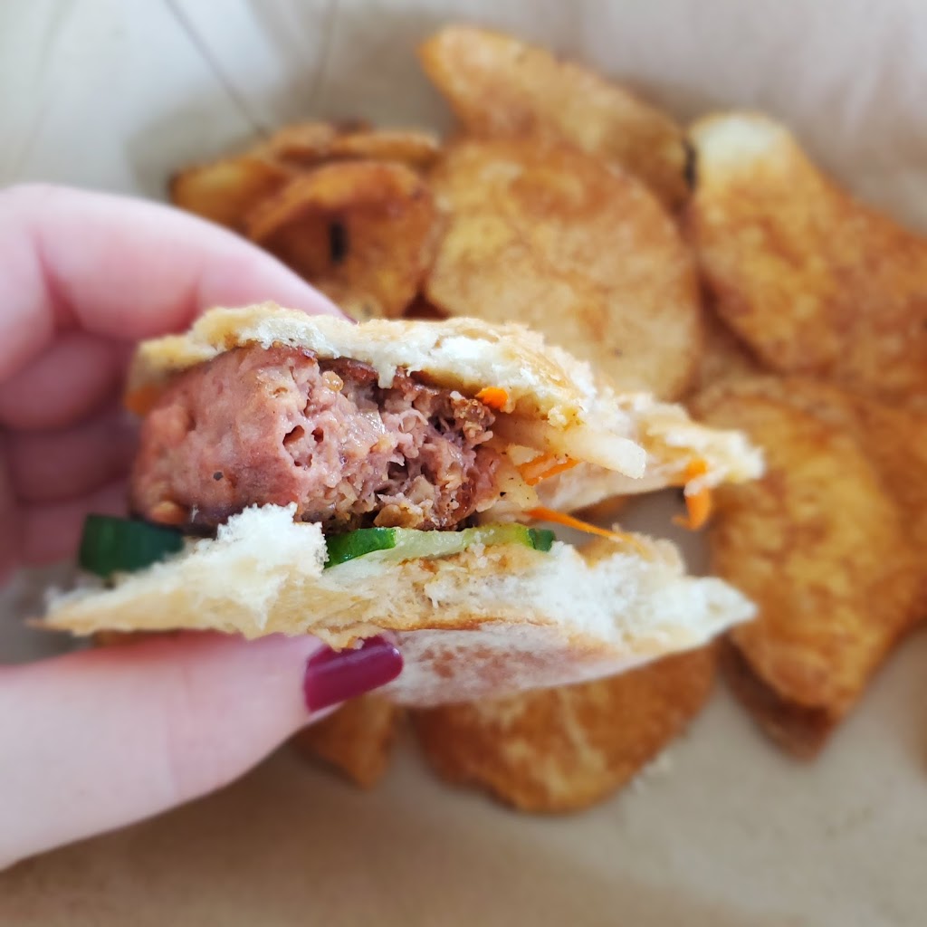 The Dragonfly | restaurant | 21196 E Beach Blvd, Gulf Shores, AL 36542, USA | 2519232941 OR +1 251-923-2941