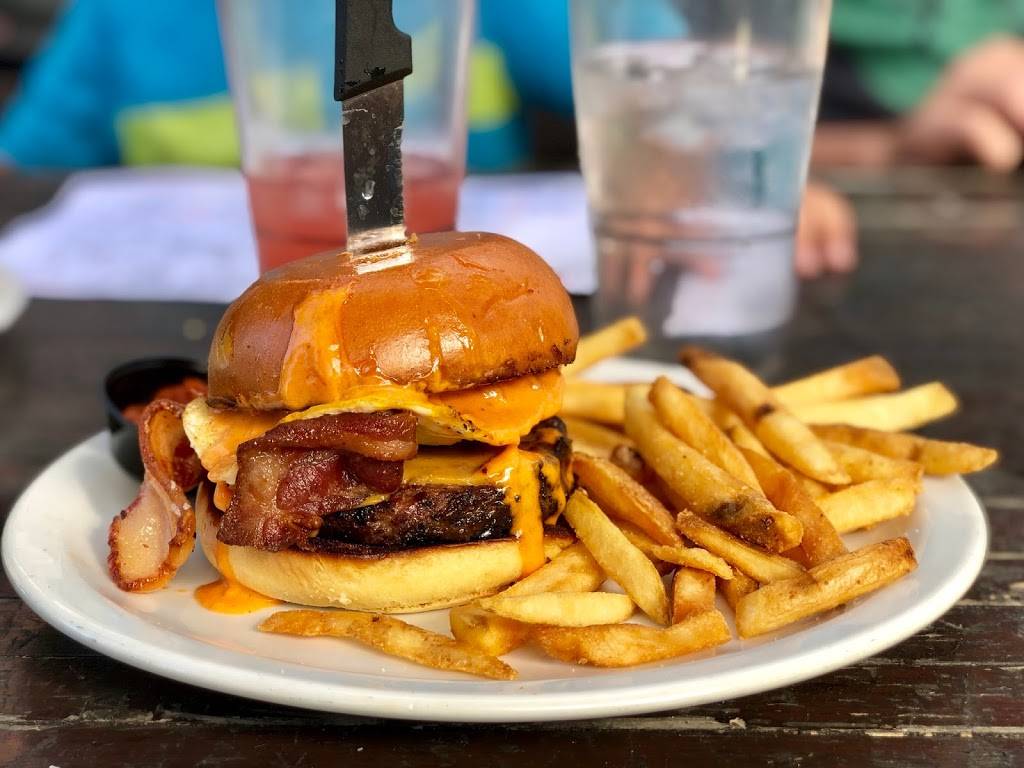 Slaters 50/50 | restaurant | 2750 Dewey Rd #193, San Diego, CA 92106, USA | 6193982600 OR +1 619-398-2600