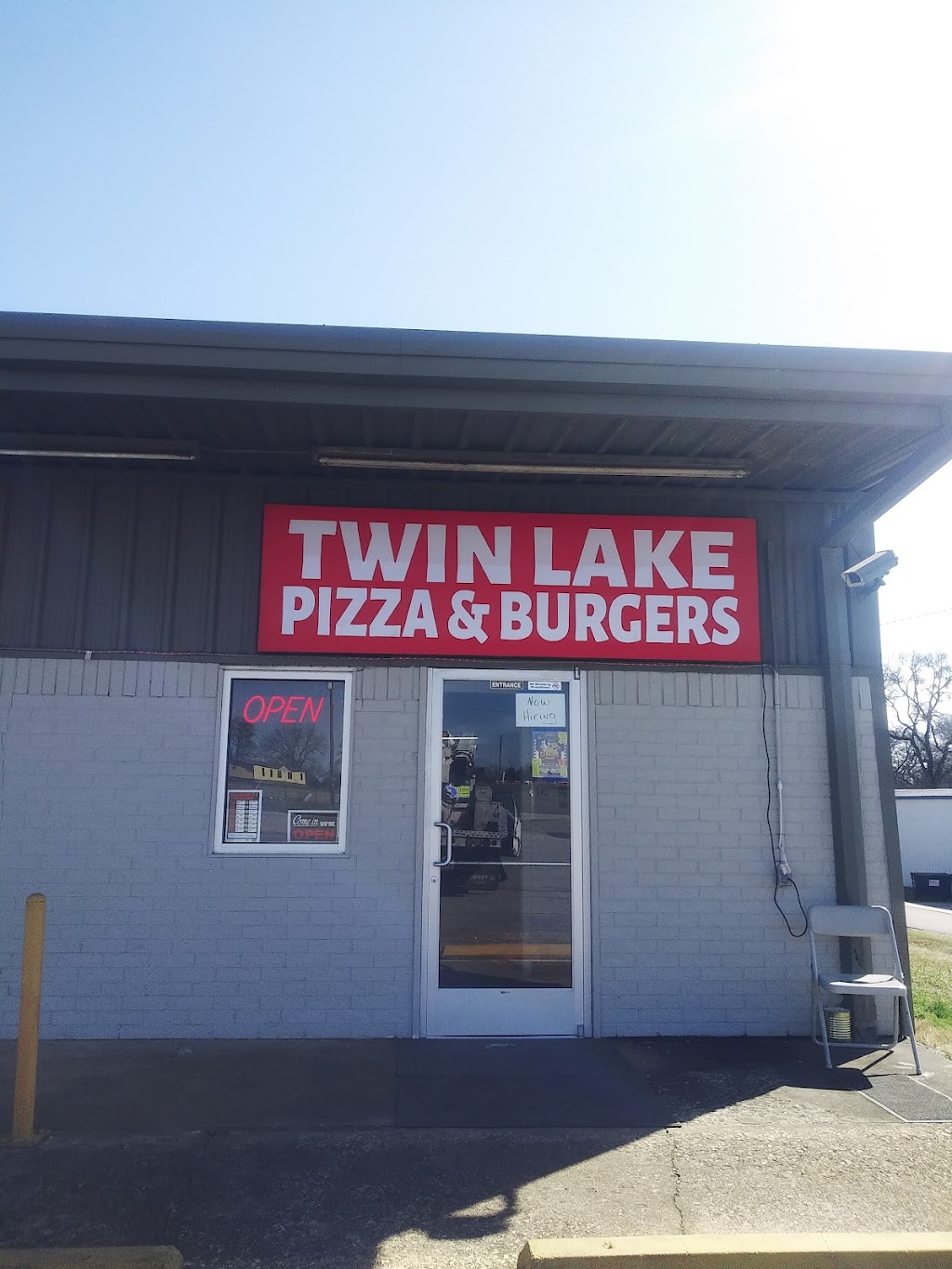 Twin Lakes Pizza and Burgers | restaurant | 462 TX-276, East Tawakoni, TX 75472, USA | 9034474000 OR +1 903-447-4000