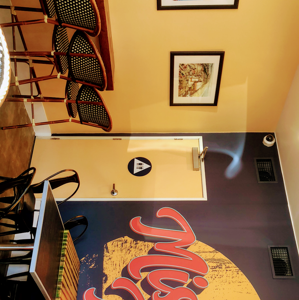 La Perlita mexican food | restaurant | 3735 Mission Blvd, San Diego, CA 92109, USA | 8582466986 OR +1 858-246-6986