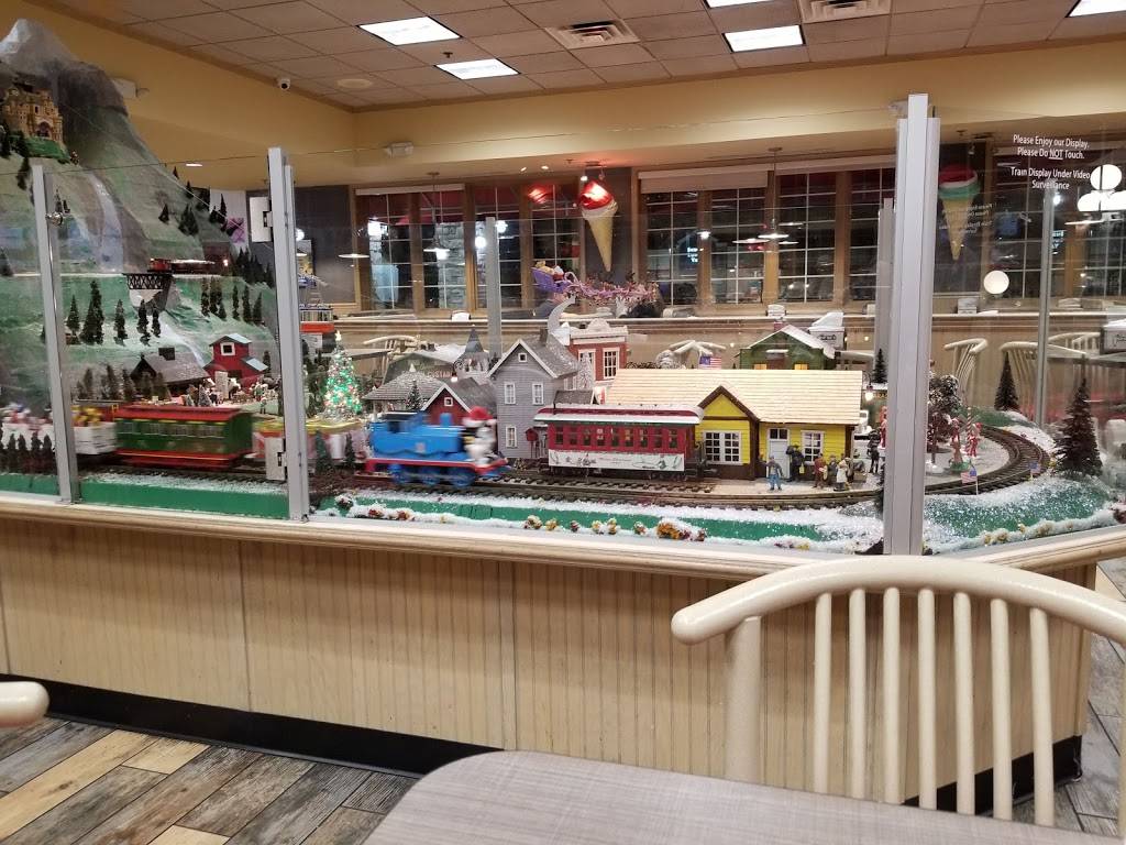 Oscars Frozen Custard | restaurant | 7041 S 27th St, Franklin, WI 53132, USA | 4143048700 OR +1 414-304-8700