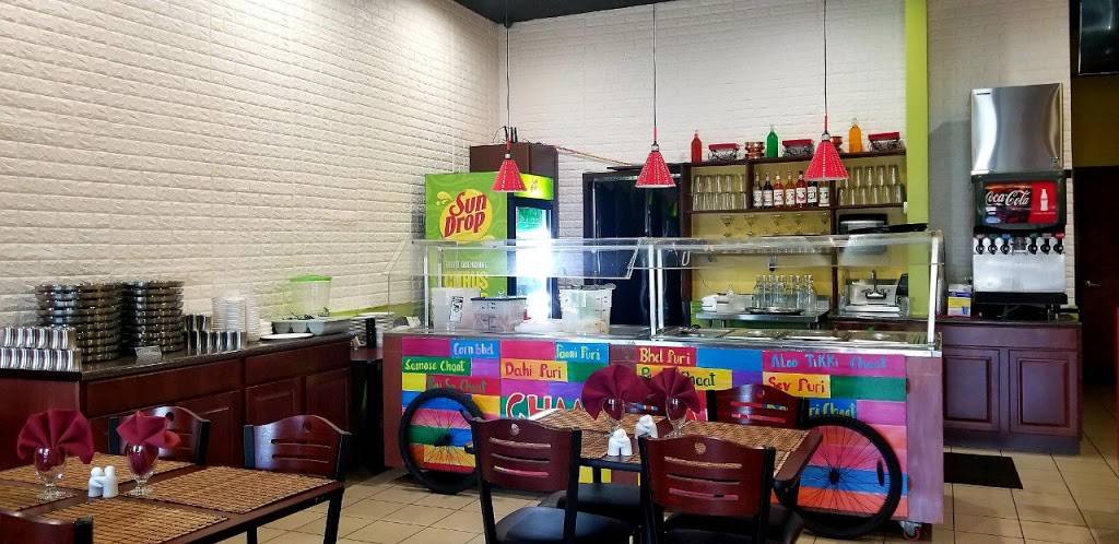 Rajs Kitchen | restaurant | 9609 N Tryon St unit-a, Charlotte, NC 28262, USA | 9809995511 OR +1 980-999-5511