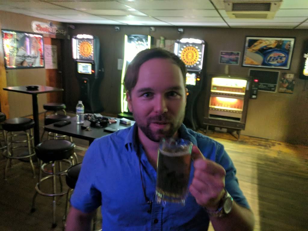 Buds Bar & Grill | restaurant | 402 Ń Main St, Archbald, PA 18403, USA | 5708765477 OR +1 570-876-5477