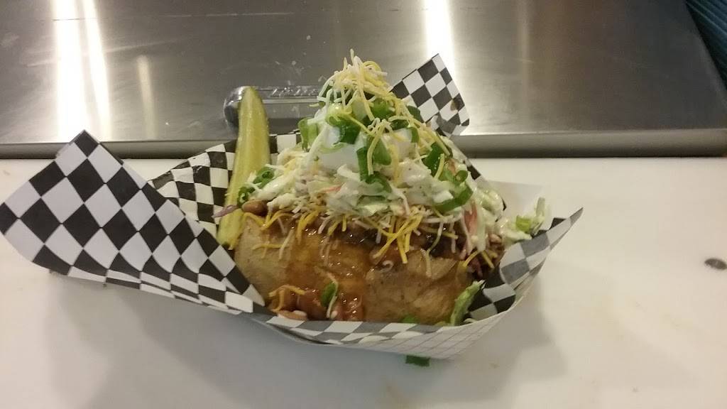 BBQ Station | restaurant | 900 Main St, Cassville, MO 65625, USA | 4178470470 OR +1 417-847-0470