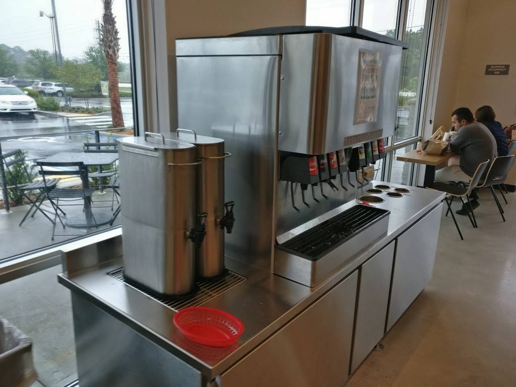 Chipotle Mexican Grill | restaurant | 5860 State Road 100 E, Unit 200, Palm Coast, FL 32164, USA | 3865867391 OR +1 386-586-7391