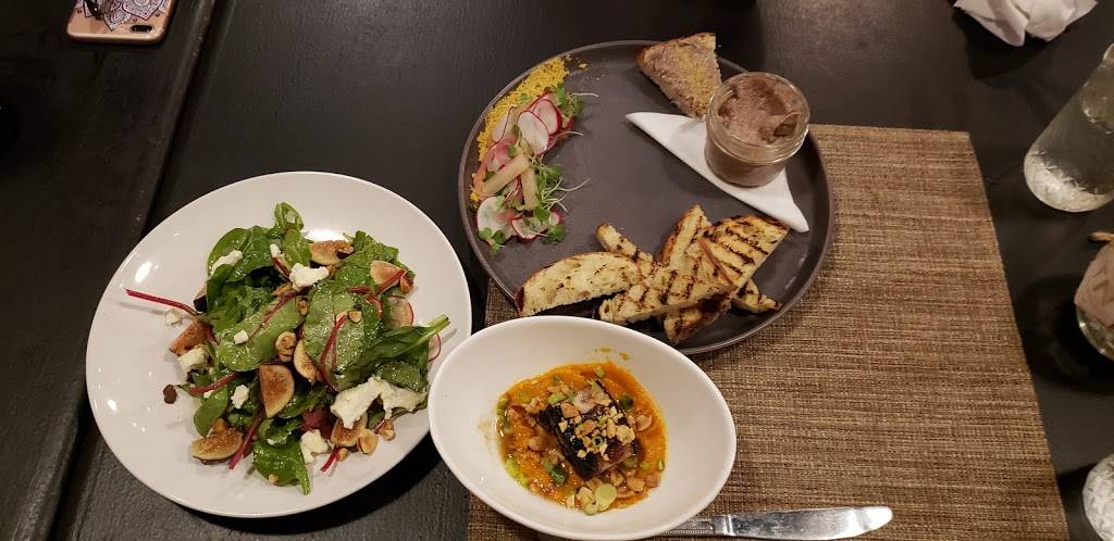 The Tennessee Truffle | restaurant | 125 W 1st St, Sanford, FL 32771, USA | 4079423977 OR +1 407-942-3977