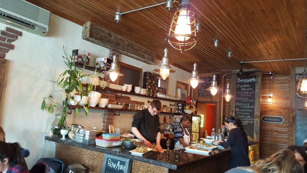 Raw Aura Organic Cuisine | restaurant | 94 Lakeshore Rd E, Mississauga, ON L5G 1E3, Canada | 9058912872 OR +1 905-891-2872