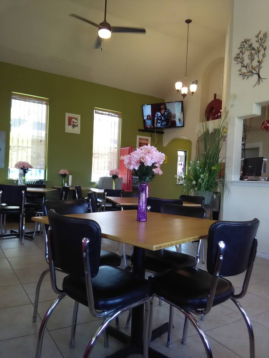 La Antojeria Jalisco | restaurant | 318 E Long Ave, Fort Worth, TX 76106, USA | 4696553548 OR +1 469-655-3548