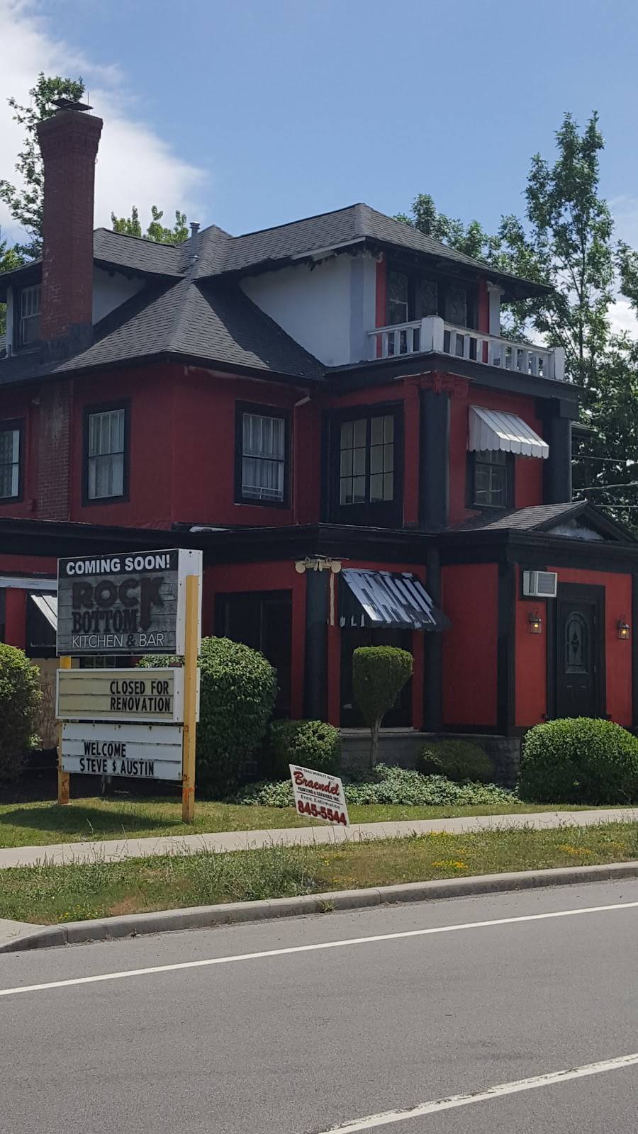 The Rock Kitchen And Bar | restaurant | 6261 Transit Rd, East Amherst, NY 14051, USA | 7166887625 OR +1 716-688-7625