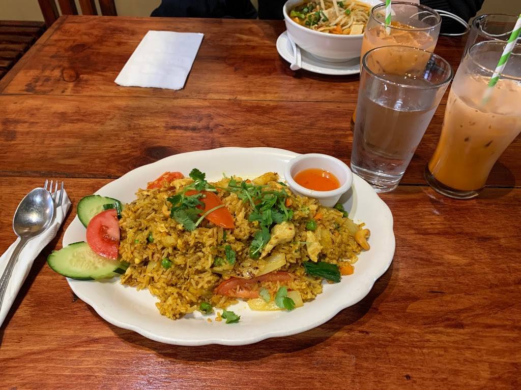 Homeroom Cuisine | restaurant | 1307 Park St #1305, Alameda, CA 94501, USA | 5108656257 OR +1 510-865-6257