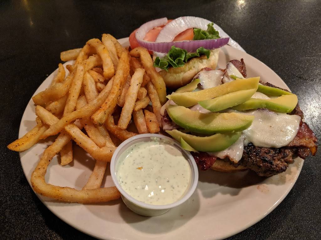 Barry Dyngles Pub | restaurant | 1601 S Raccoon Rd, Youngstown, OH 44515, USA | 3302594788 OR +1 330-259-4788