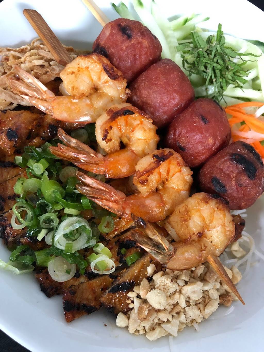 Nine North (Viet-Thai Cuisine) | restaurant | 86 Dalhousie St, Brantford, ON N3T 2J2, Canada | 5193047090 OR +1 519-304-7090