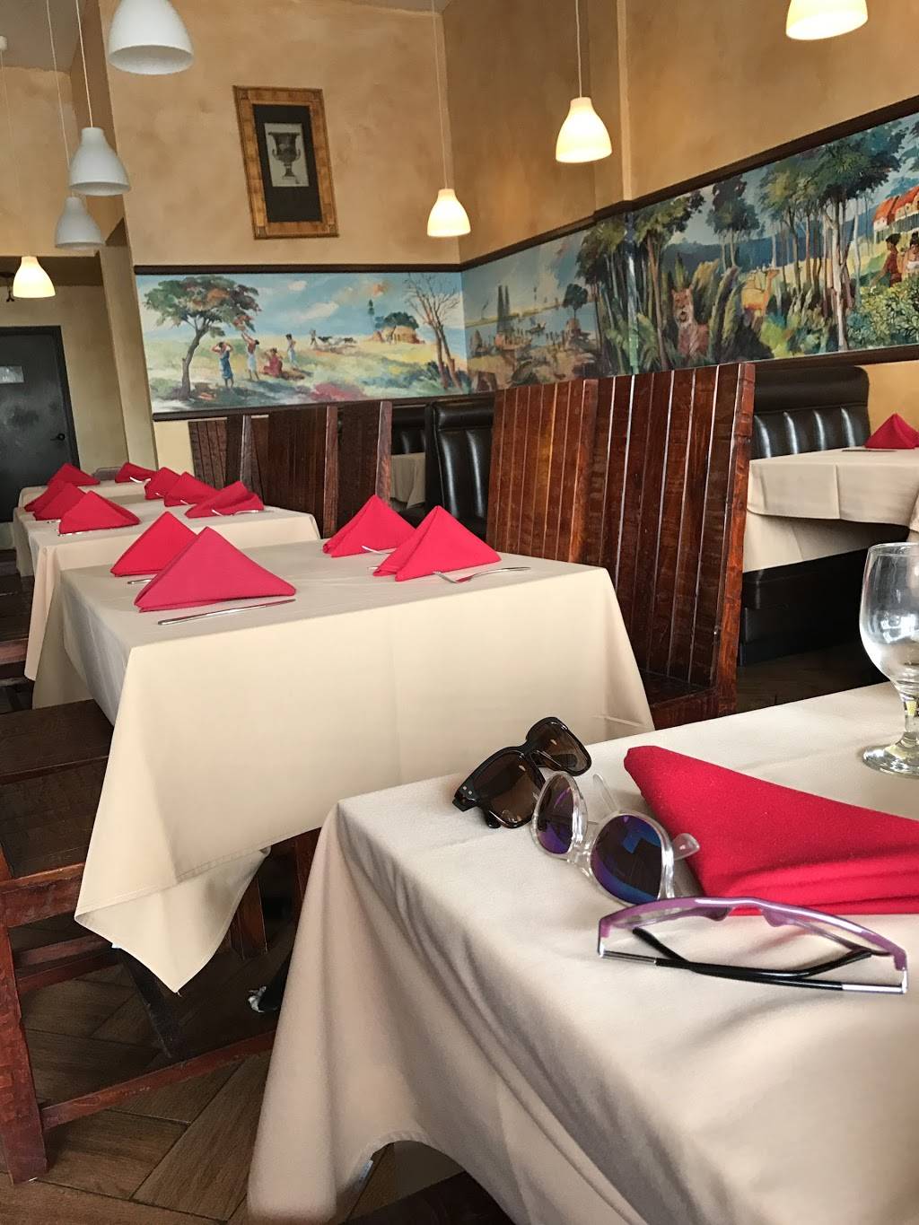 Himalayan Hut | restaurant | 7300 Sunset Blvd, Los Angeles, CA 90046, USA | 3238746673 OR +1 323-874-6673