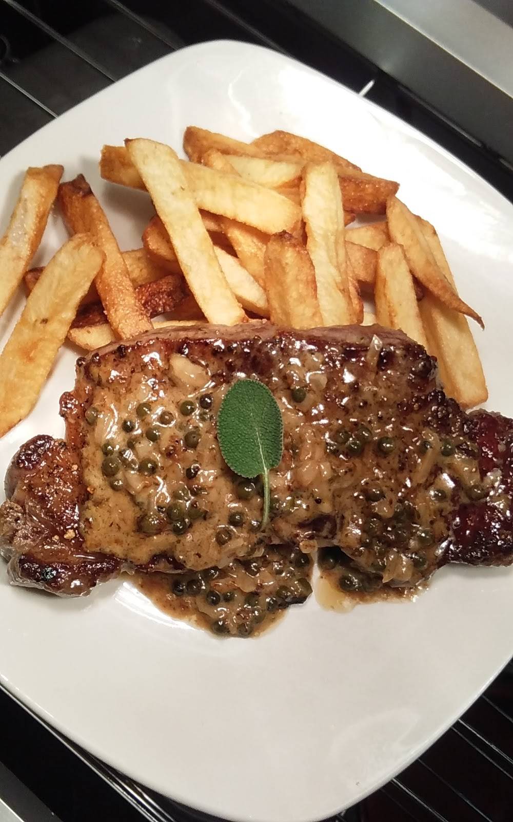 Cranes Crossing at the Gardens | restaurant | 1037 Dixieland Mall Ln, Lakeland, FL 33803, USA | 8635834434 OR +1 863-583-4434