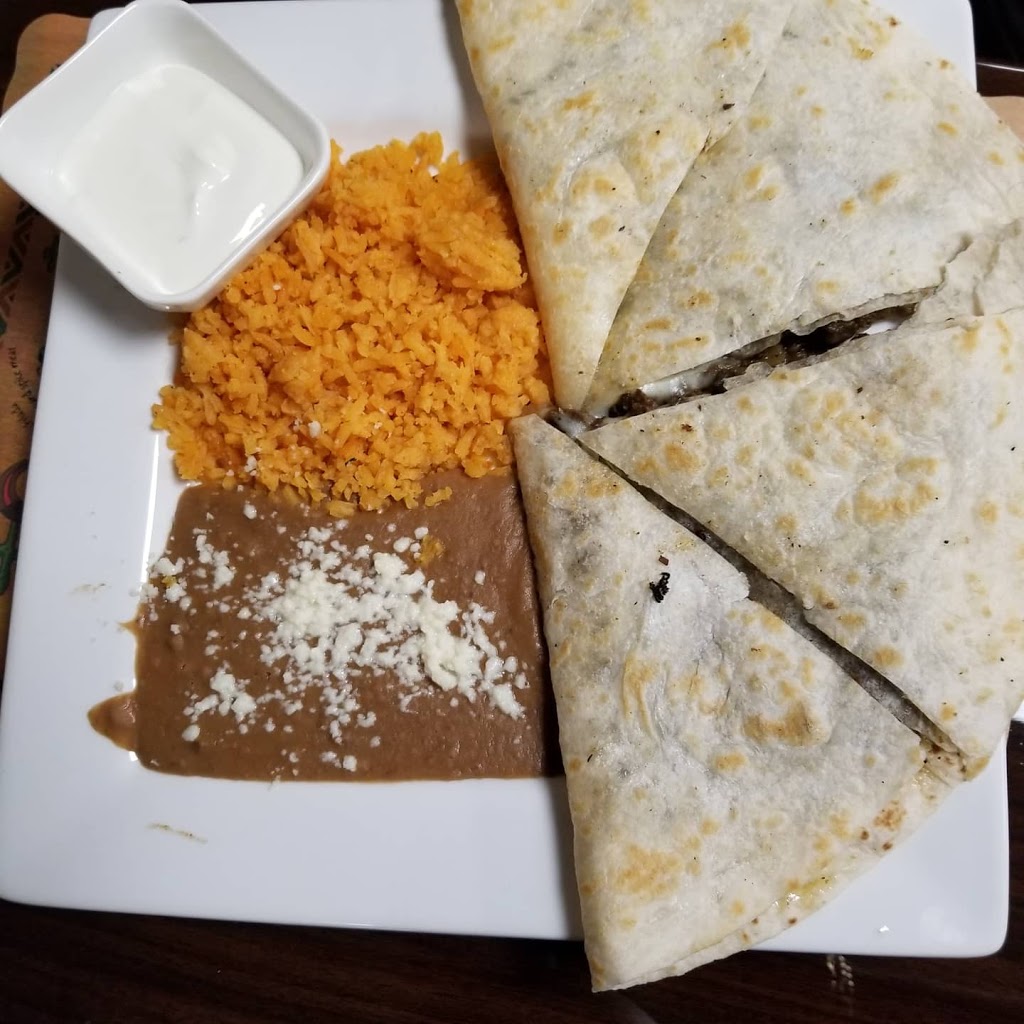 Lazos Taco Shack | restaurant | 641 N James Lovell St, Milwaukee, WI 53233, USA | 4149886567 OR +1 414-988-6567