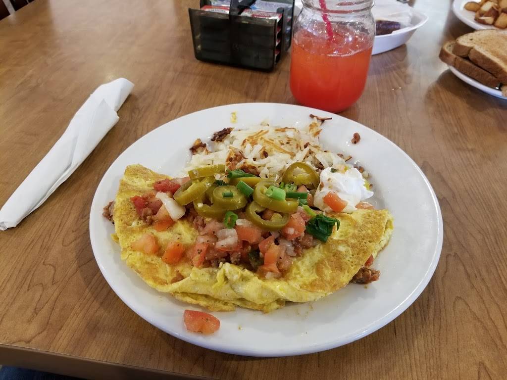 Bob Evans | restaurant | 1835 N Clinton St, Defiance, OH 43512, USA | 4197821350 OR +1 419-782-1350