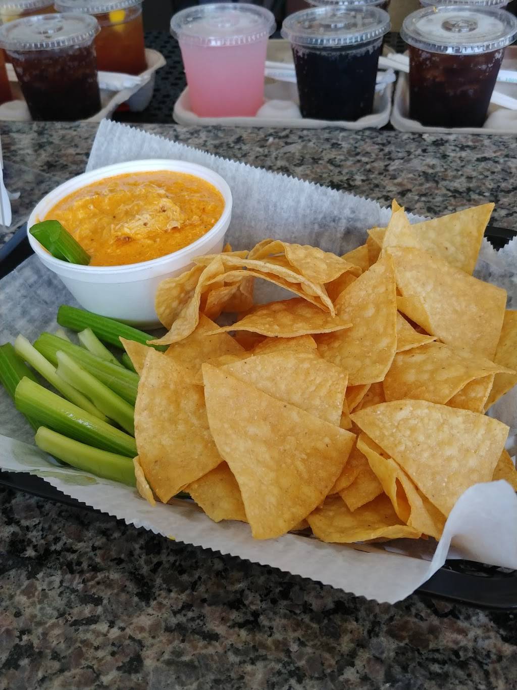 SurfDog Bites & Brews | restaurant | 204 N New River Dr A, Surf City, NC 28445, USA | 9105412358 OR +1 910-541-2358