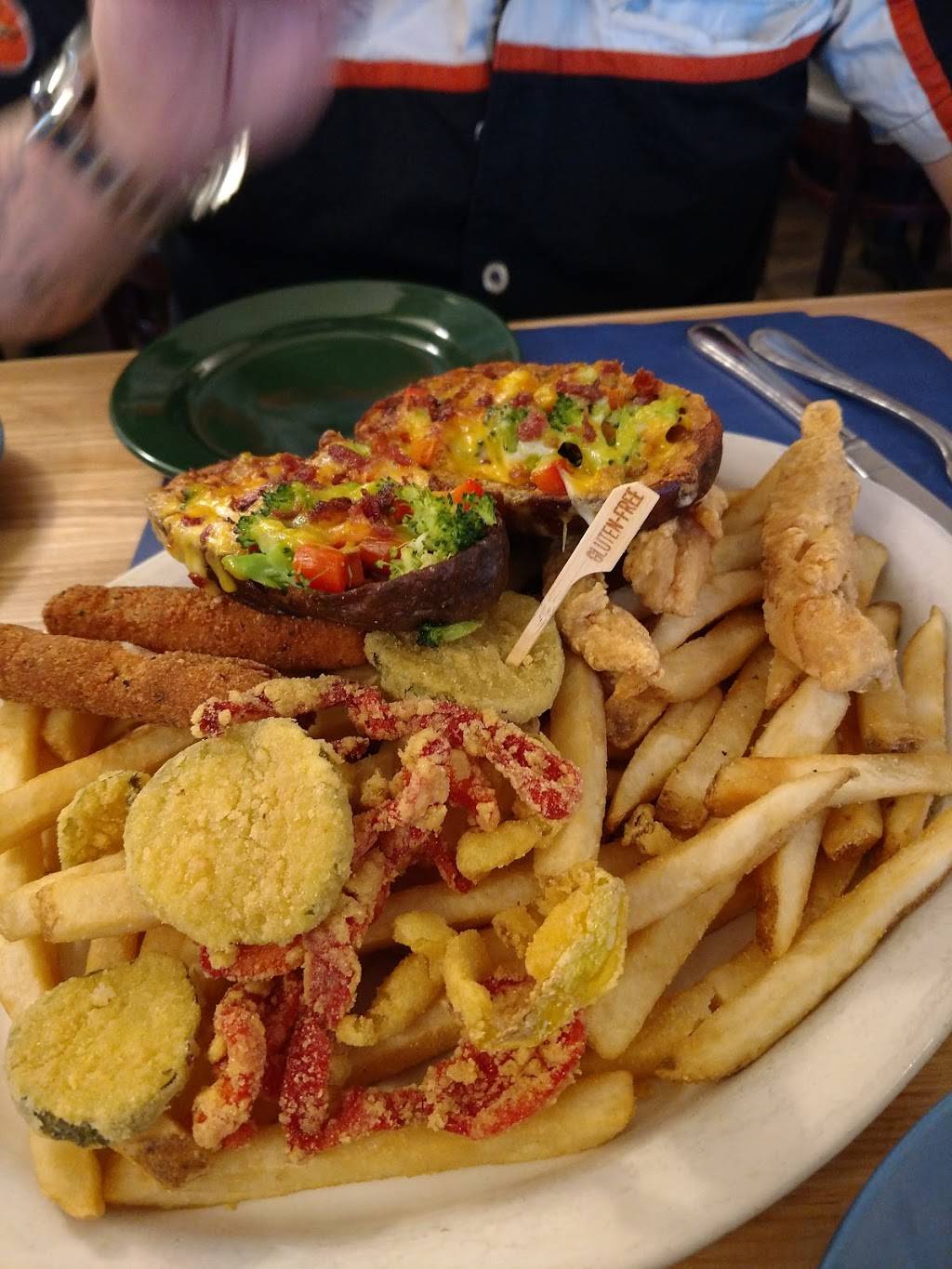 The Cabin | meal takeaway | 114 E Grove St, Middleborough, MA 02346, USA | 5089478590 OR +1 508-947-8590