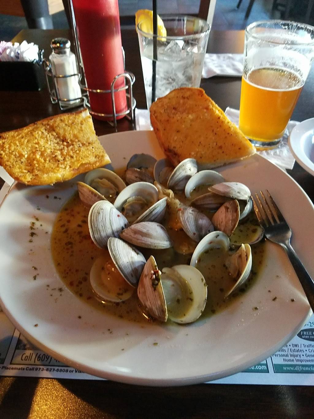 Doyles Pour House | restaurant | 210 W Main St, Tuckerton, NJ 08087, USA | 6092963373 OR +1 609-296-3373